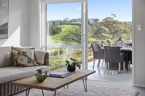 Photo of property in 23 Leathem Crescent, Pokeno, 2402