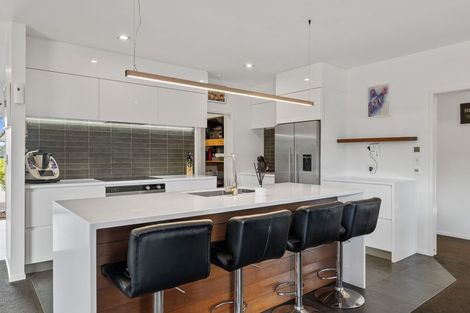 Photo of property in 22 Mercade Close, Stratford, 4332