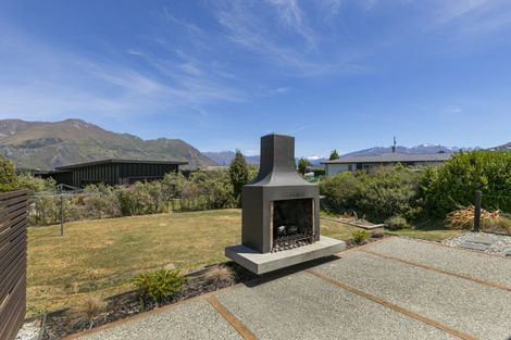 Photo of property in 23 Matipo Street, Wanaka, 9305