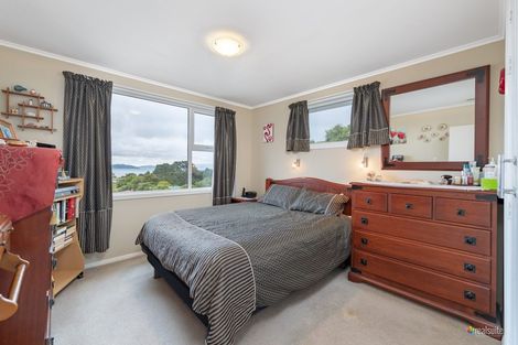 Photo of property in 44 Dowse Drive, Maungaraki, Lower Hutt, 5010