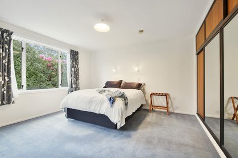 Photo of property in 17 Seagrave Place, Ilam, Christchurch, 8041