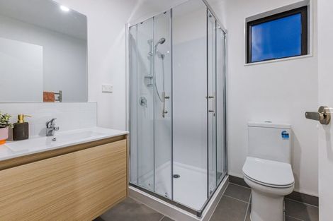 Photo of property in 23 Tukari Lane, Mangere Bridge, Auckland, 2022