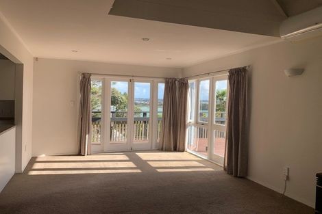 Photo of property in 40 Oruamo Place, Beach Haven, Auckland, 0626