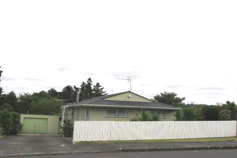 Photo of property in 7 Papa Place, Birkdale, Auckland, 0626