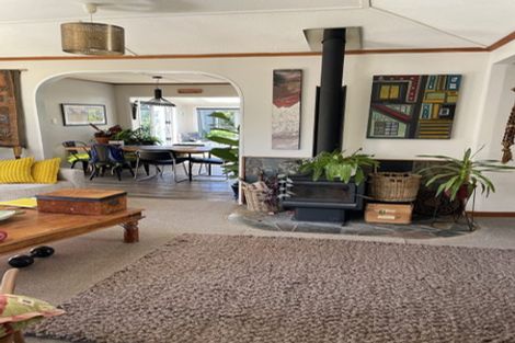 Photo of property in 36 Tarahua Road, Vogeltown, New Plymouth, 4310