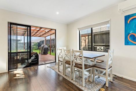 Photo of property in 180 Jutland Road, Pukekohe, 2120