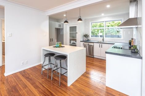 Photo of property in 9a Saint Leonard Street, Saint Johns Hill, Whanganui, 4501