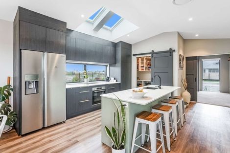 Photo of property in 18 Goldie Drive, Rangiora, 7400