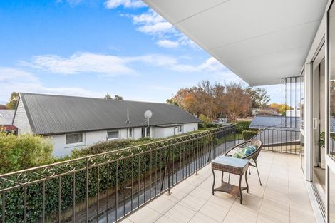 Photo of property in 229 Memorial Avenue, Burnside, Christchurch, 8053