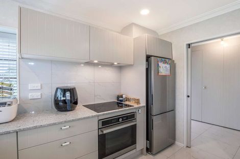 Photo of property in 5 Hampton Place, Springvale, Whanganui, 4501