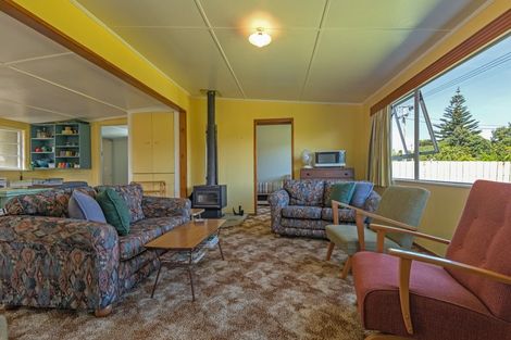 Photo of property in 56 Rua Avenue, Waitarere Beach, Levin, 5510
