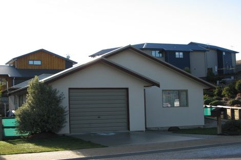 Photo of property in 3a Hogan Lane, Wanaka, 9305