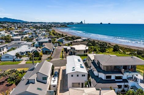Photo of property in 3 Sackville Street, Fitzroy, New Plymouth, 4312