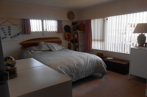 Photo of property in 24 Hillcrest Street, Tirau, 3410