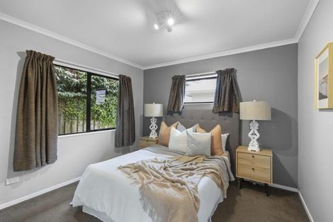 Photo of property in 4/253 Saint Aubyn Street, New Plymouth, 4310