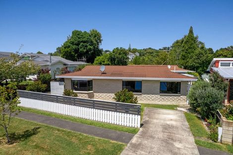 Photo of property in 2 Nixon Street, Whanganui East, Whanganui, 4500