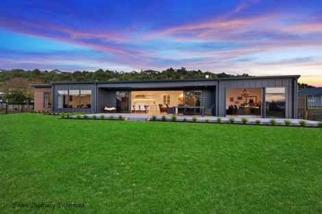 Photo of property in 154 Lakes Boulevard, Pyes Pa, Tauranga, 3112