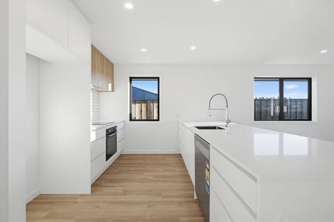 Photo of property in 52 Benn Street, Amberley, 7410