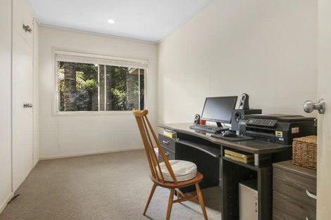 Photo of property in 15 Tainui Road, Titirangi, Auckland, 0604