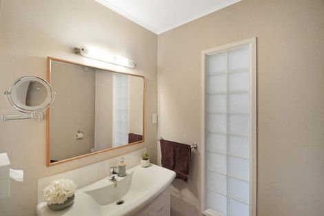 Photo of property in 10 Wera Street, Hawera, 4610