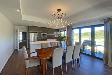 Photo of property in 4 Till Street, Jacks Point, 9371