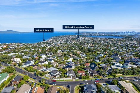 Photo of property in 5 Castor Bay Road, Castor Bay, Auckland, 0620