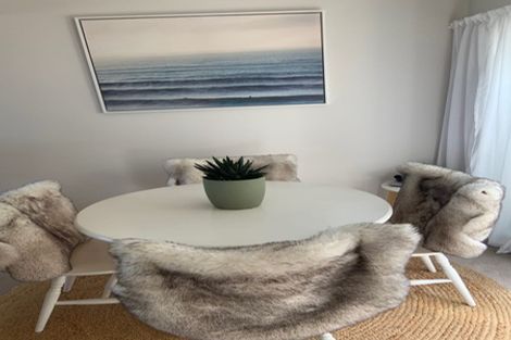 Photo of property in 3/222 The Esplanade, Island Bay, Wellington, 6023