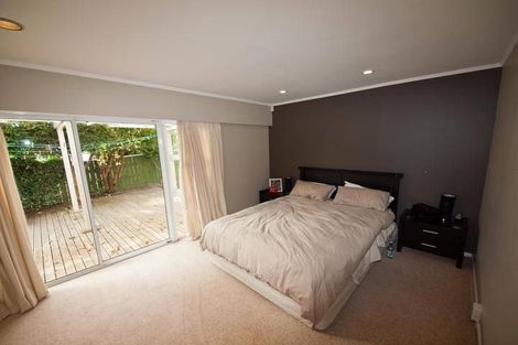 Photo of property in 5 Chudleigh Grove, Churton Park, Wellington, 6037