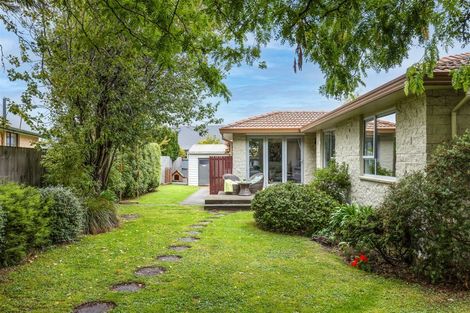 Photo of property in 139 Hawthornden Road, Avonhead, Christchurch, 8042
