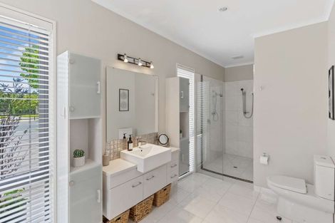 Photo of property in 53 Glen Oaks Drive, Northwood, Christchurch, 8051