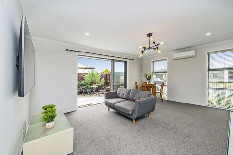 Photo of property in 39 Hartford Crescent, Rolleston, 7615
