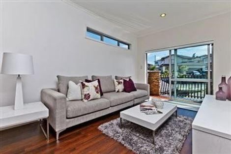 Photo of property in 52 Laurel Oak Drive, Schnapper Rock, Auckland, 0632