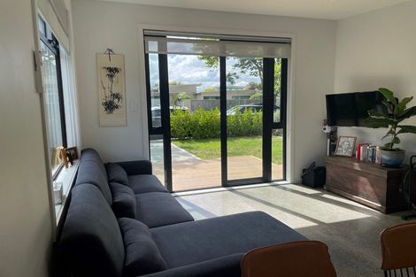 Photo of property in 28 Mere Mere Avenue, Palmerston North, 4414