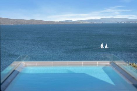 Photo of property in 41 Beach Road, Castor Bay, Auckland, 0620