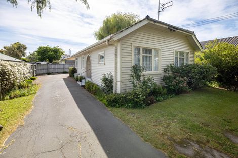 Photo of property in 395 Linwood Avenue, Bromley, Christchurch, 8062