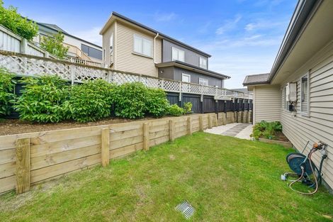 Photo of property in 5 Cresswell Place, Johnsonville, Wellington, 6037