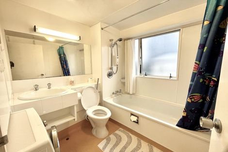 Photo of property in Capital Hill Apartments, 11/54u Hill Street, Thorndon, Wellington, 6011