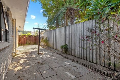 Photo of property in 1/3 Manuka Street, Orewa, 0931