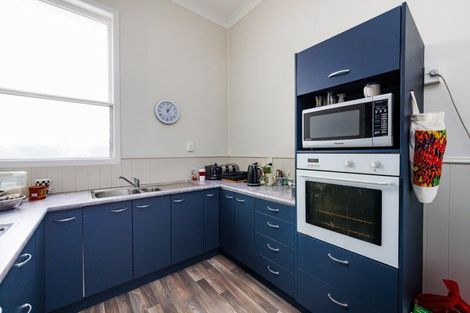 Photo of property in 14 High Street, Marton, 4710