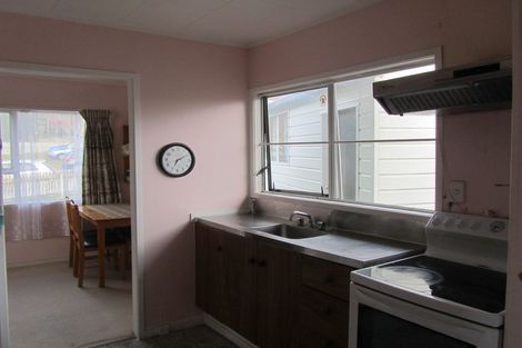 Photo of property in 26 Santiago Crescent, Unsworth Heights, Auckland, 0632