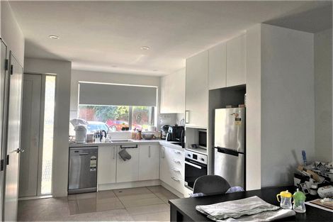 Photo of property in 15/2u Stone Street, Miramar, Wellington, 6022
