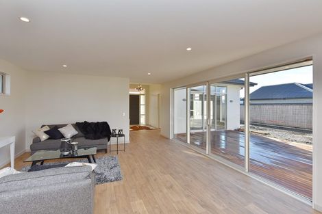 Photo of property in 19 Oakley Drive, Prebbleton, 7604