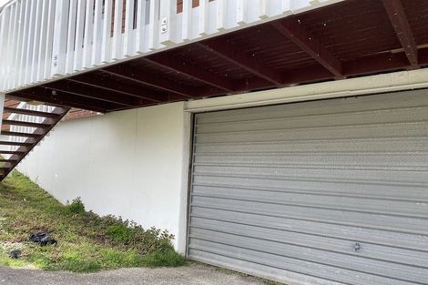 Photo of property in 2/17 Park Road, Glenfield, Auckland, 0629
