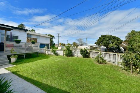 Photo of property in 2 Matai Road, Stanmore Bay, Whangaparaoa, 0932