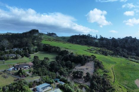 Photo of property in 18 Awa Avenue, Helensville, 0800