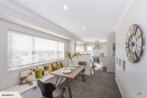 Photo of property in 69 Buscomb Avenue, Henderson, Auckland, 0610
