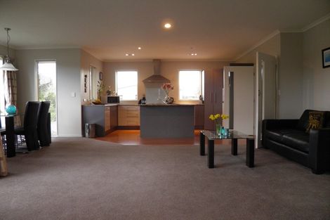 Photo of property in 10 Robinia Mews, Rangiora, 7400