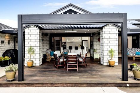 Photo of property in 2 Alan Livingston Drive, Cambridge, 3434