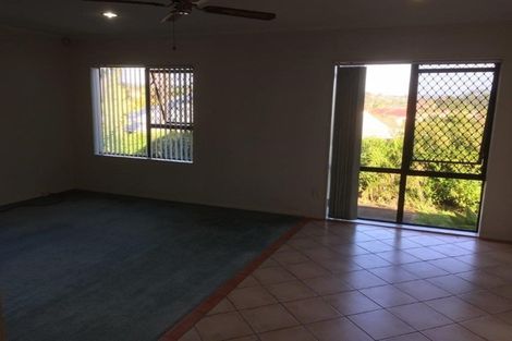 Photo of property in 16 Gala Place, Henderson, Auckland, 0612