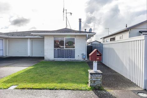 Photo of property in 44 Durham Street, Levin, 5510